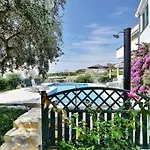 Family Friendly House With A Swimming Pool - 25280 * Split